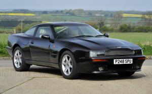 Aston Martin V8 Coupe
